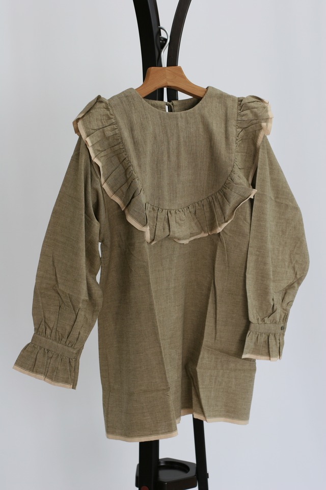 【BUNON】 Ruffle Tuck Pants 　Ecru / Charcoal