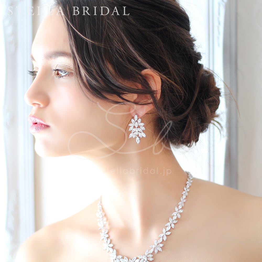 キュービックジルコニア ウェディングジュエリーセット シルフィー ネックレス＆ピアス・イヤリング | STELLA BRIDAL -  オシャレ花嫁さま御用達ウェディングアクセサリーショップ ＜ステラブライダル＞