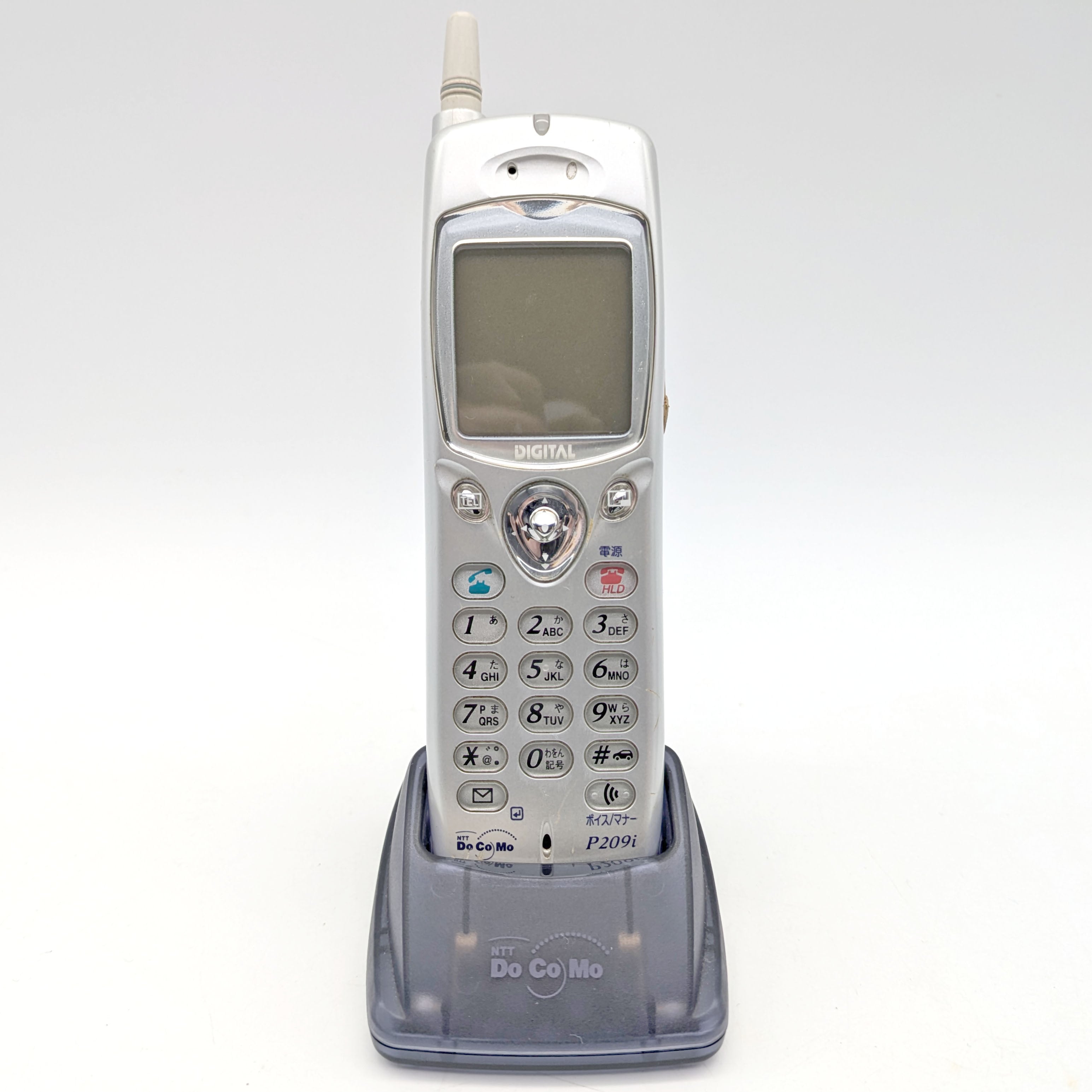 NTTドコモ・デジタルムーバ・P209iHYPER・P207HYPER・携帯電話・2点