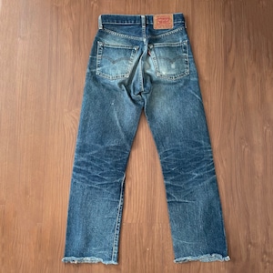 【LEVI'S】502xx 復刻 赤耳 ビッグE ギャラ入り 隠しリベット TALONジップ ヒゲ ハチノス W27