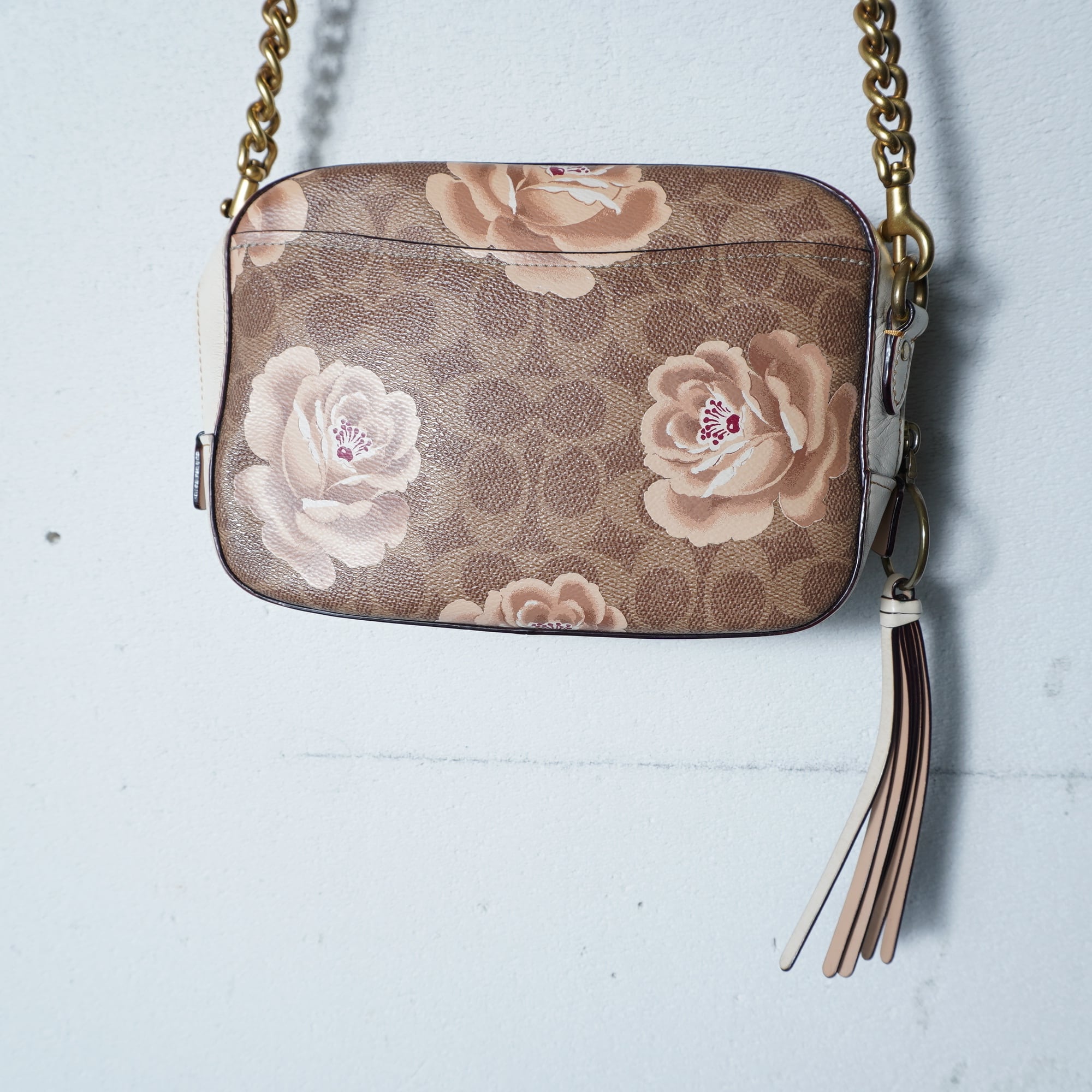 COACH】コーチ 花柄・シグネチャーレザーショルダーバッグ white&brown