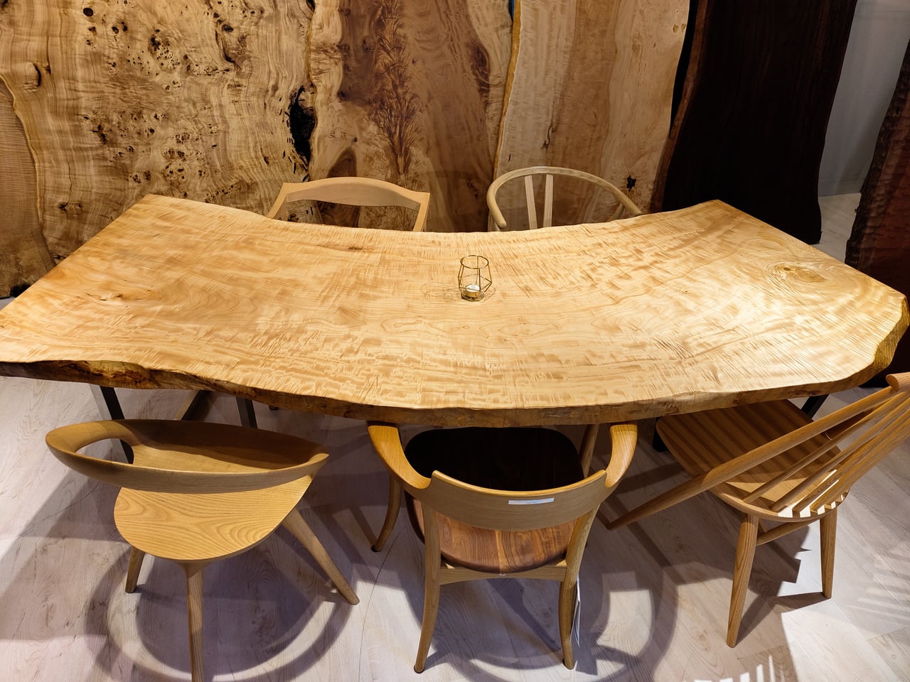 ≪青山店≫白栃（トチ） 全面杢 一枚板 2200×840-910×60 221267 | 千年