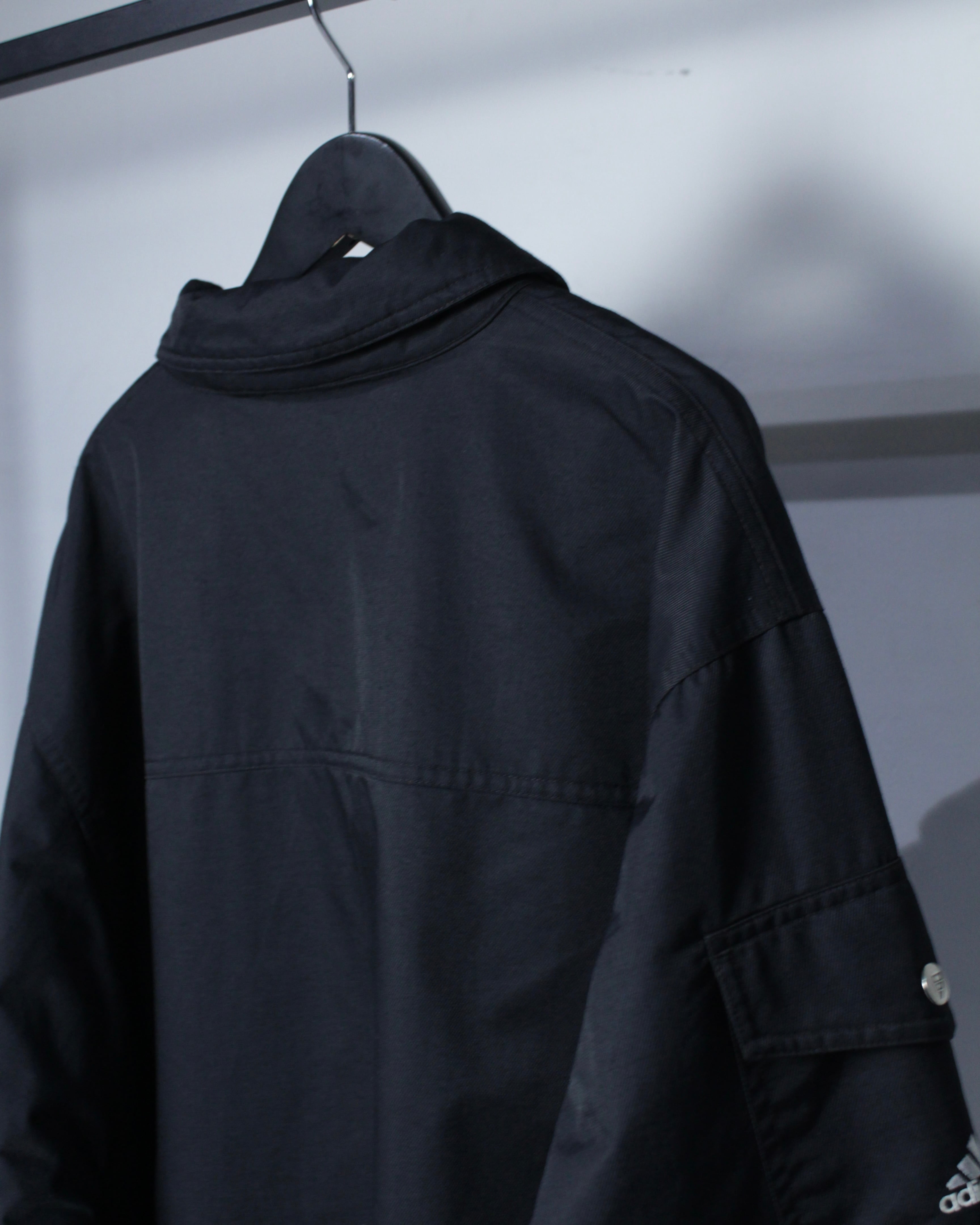 Caka BLACK】“adidas” Pocket Gimmick Vintage Zip Up Jacket | Caka