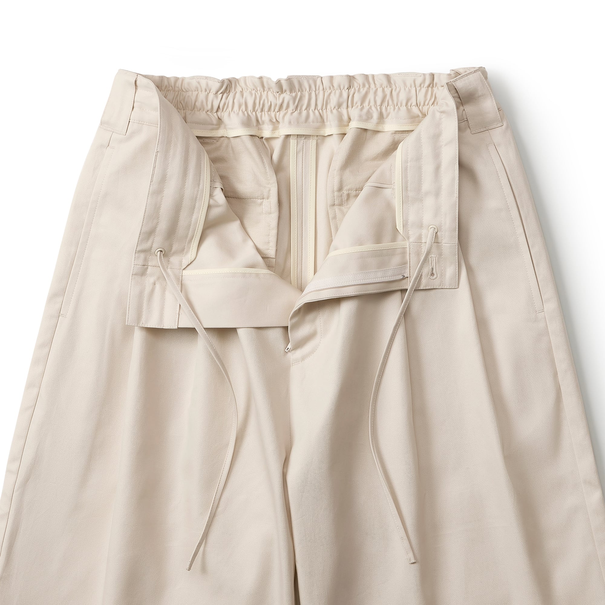 everyone two tuck cotton wide short pants (L.BEIGE) | everyone