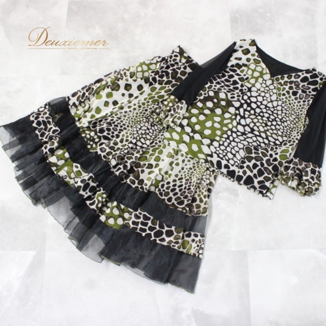 社交ダンス 衣装 スタンダード 上下セット ツーピース レッスンウェア パーティ衣装 女性用 レディース オールシーズン 黒 ブラック系 レース グリーン系 ホワイト系 白 緑 オリーブグリーン ダンス映え 伸縮性 ウエストゴム トップス スカート セットアップ はおりもの シーズンレス 春 夏 秋 冬 フォーマル カジュアル ダンスレッスン おしゃれ エレガント 限定 デザイン