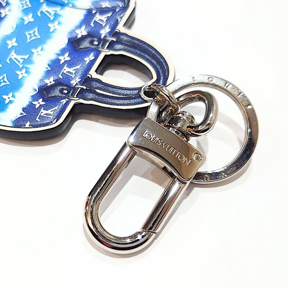 LOUIS VUITTON ルイヴィトン LV チャーム ポルトクレ スピーディ LV 