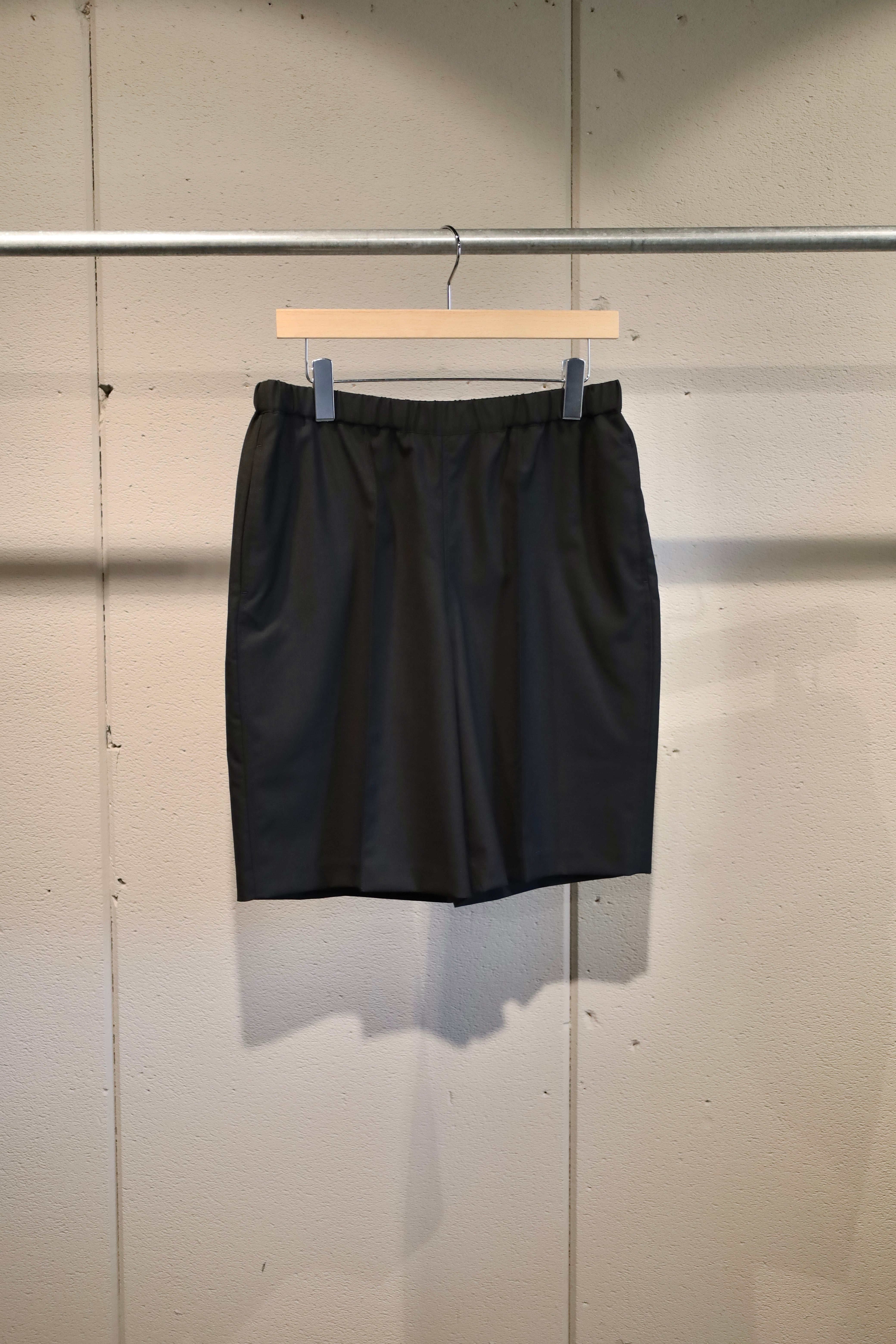 CALM】WOOL TROPICAL EASY SLACKS SHORTS | CALM