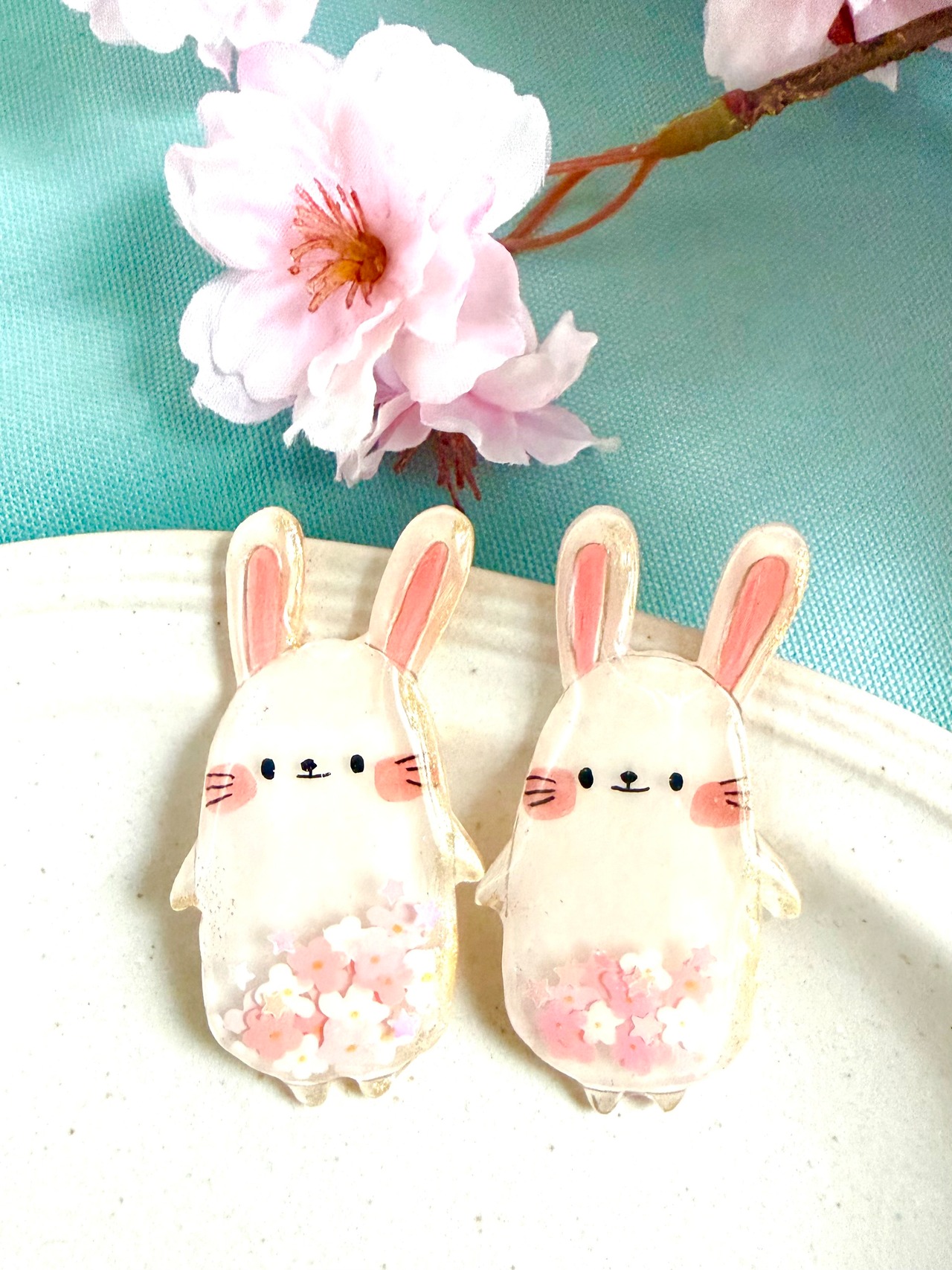 ブローチ『ぴょこぴょこうさぎさん』ストーリーカード付き