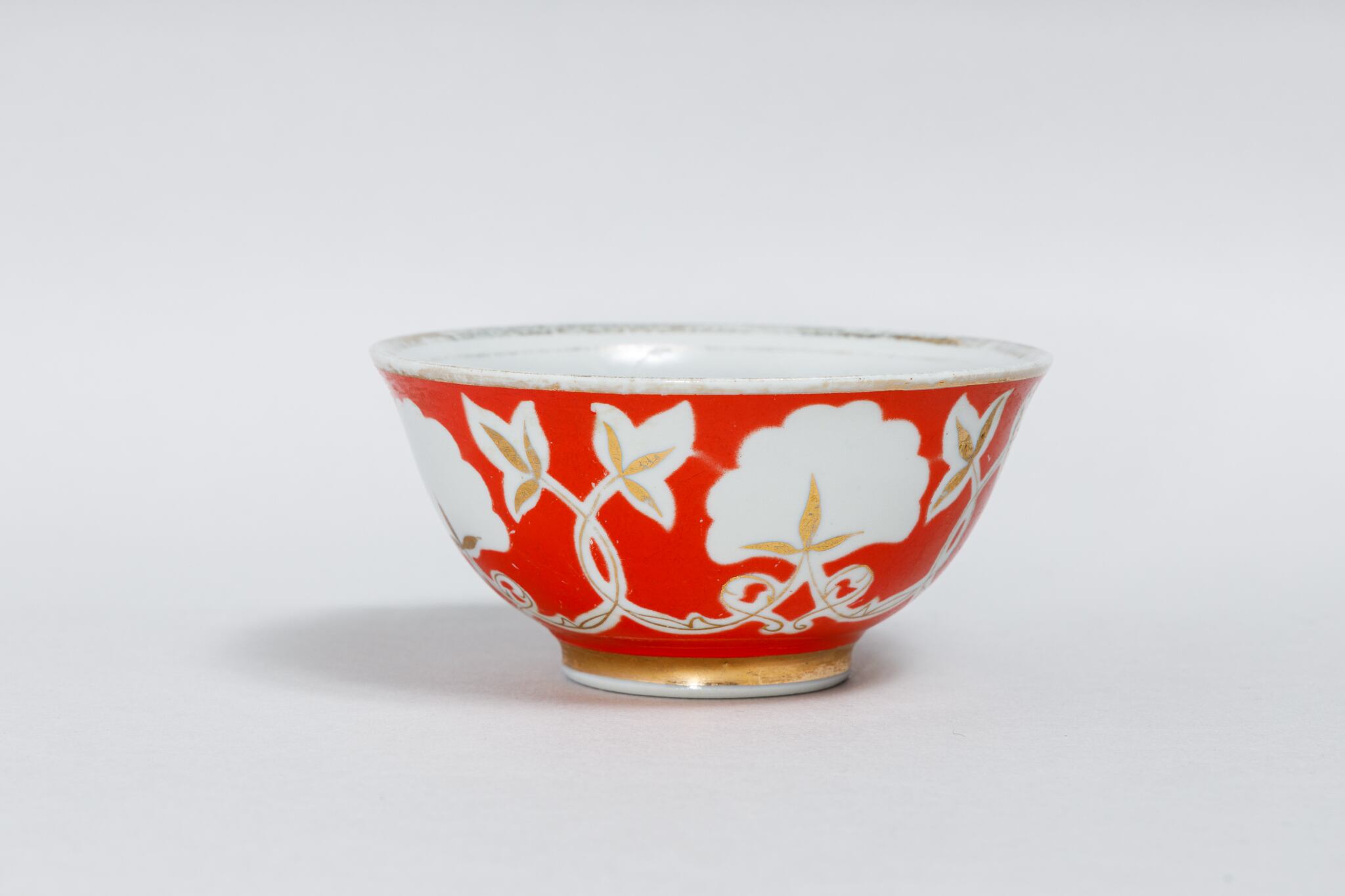 ヴィンテージ50s~60s タシケント陶器工場 白と朱の綿柄カップ 旧ソ連 0272