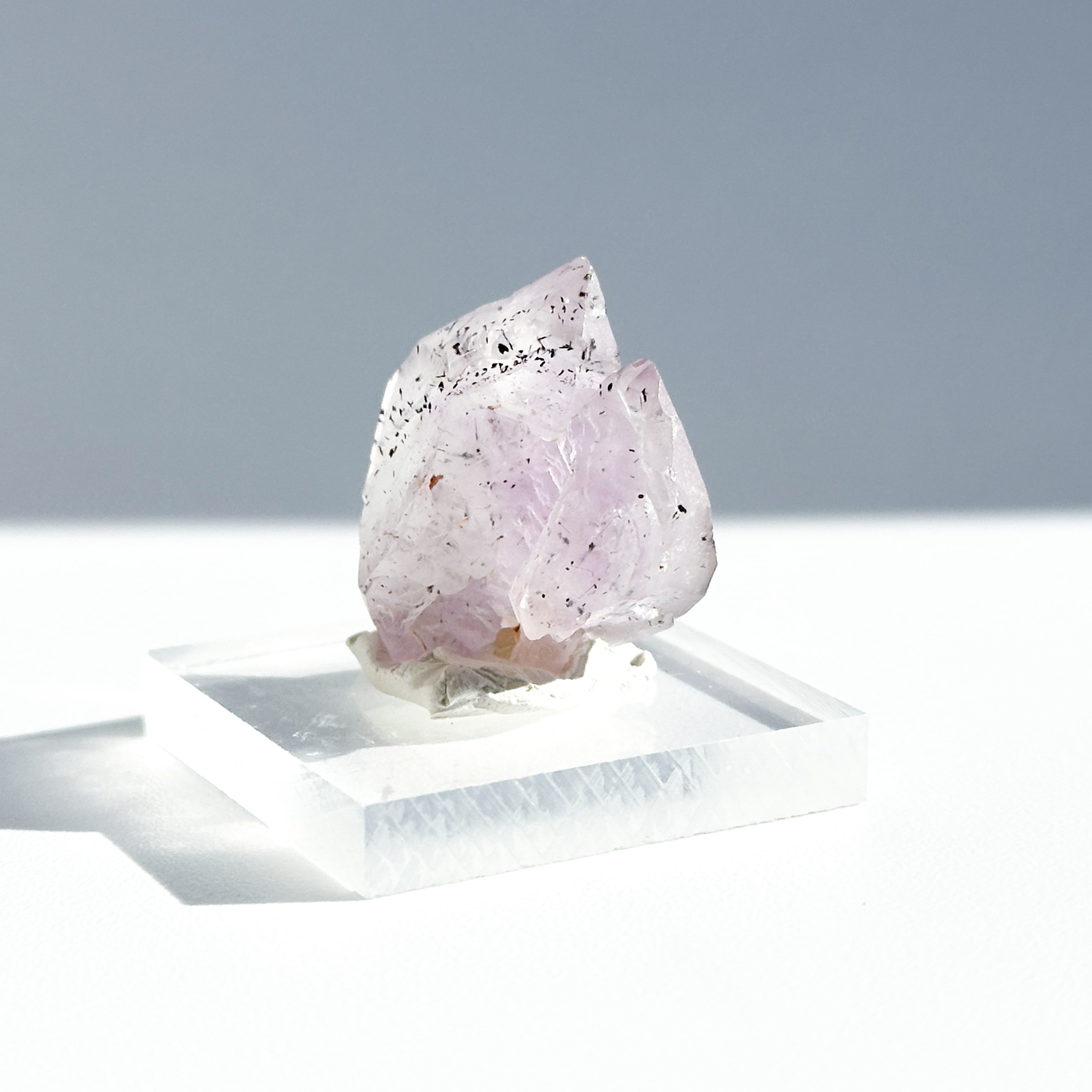 アメリカ産ヘマタイトインアメジスト 原石27◇ Hematite in Amethyst