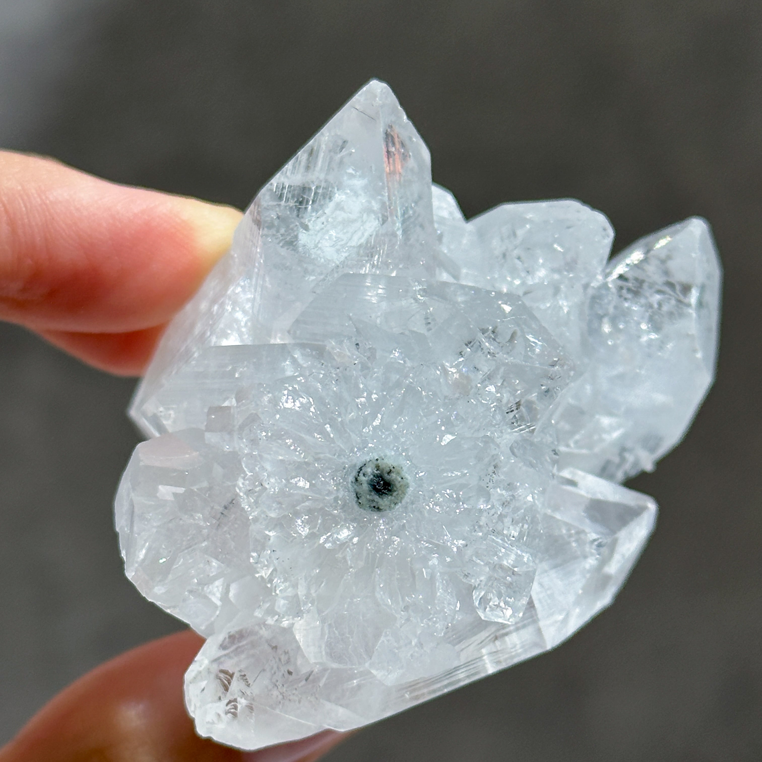 アポフィライト原石54◇ Apophyllite ◇天然石・鉱物・パワーストーン