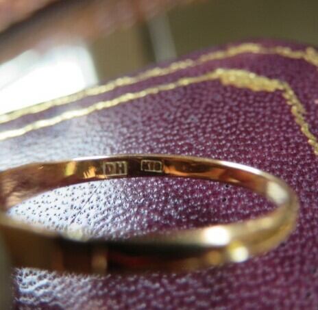 ヴィンテージ K18 光彩オパール覆輪留めリング