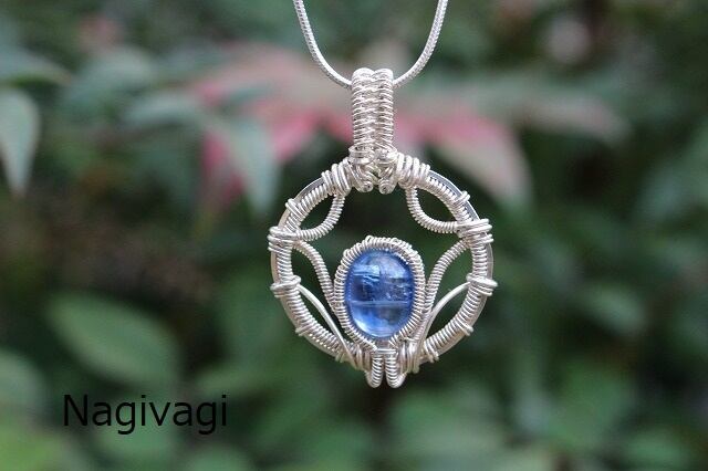 Kyanite silver925 wirewrapping pendant