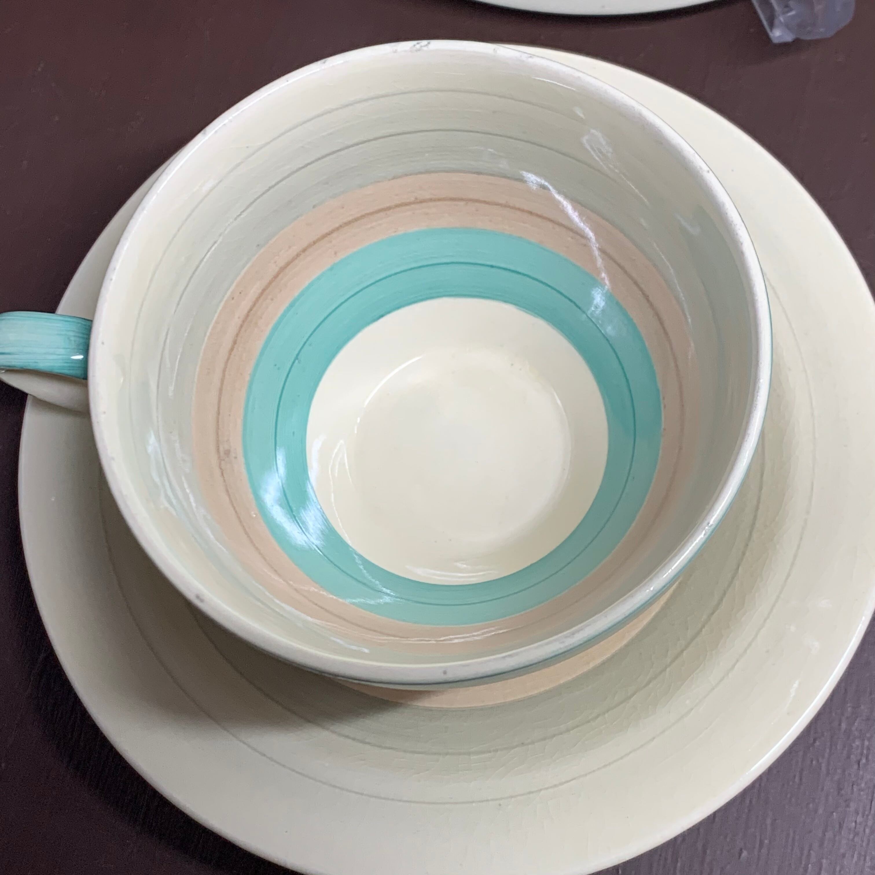 スージークーパー「ウェディングリング トリオ(グリーン系)」イギリス