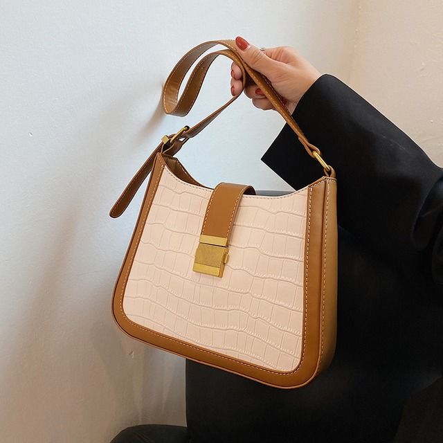 サマーレッドスタンダード レトロ 夏物 メッセンジャーバッグ 手作りハンドバック20084843163