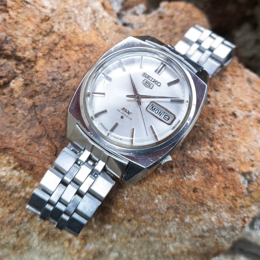 DX】【61系：dx6106-7050】SEIKO/セイコー デラックス 25石 Cal.6106A