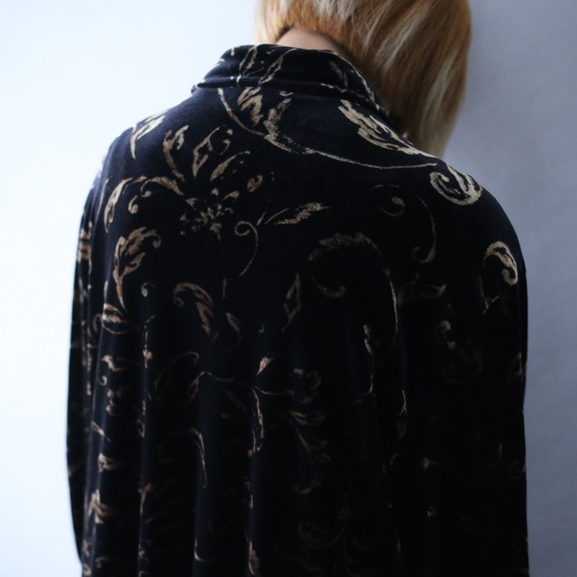 flower art pattern black velours mode shirt