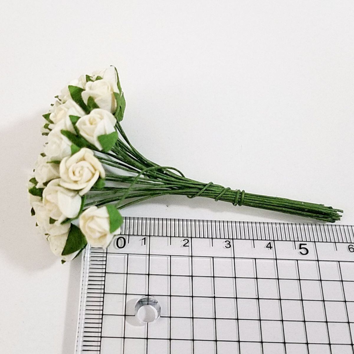 バラ 約5-8mm（オフホワイトB #151）50本 ミニ造花 アートフラワー