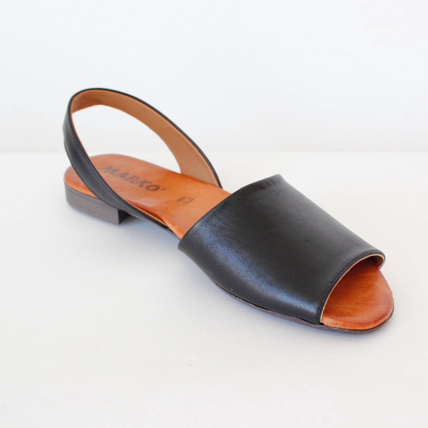 marko レザースライドサンダル 38 24cmシルバー MARKO/マルコ シルバーレザーフラットサンダル(FRANCE:MRK