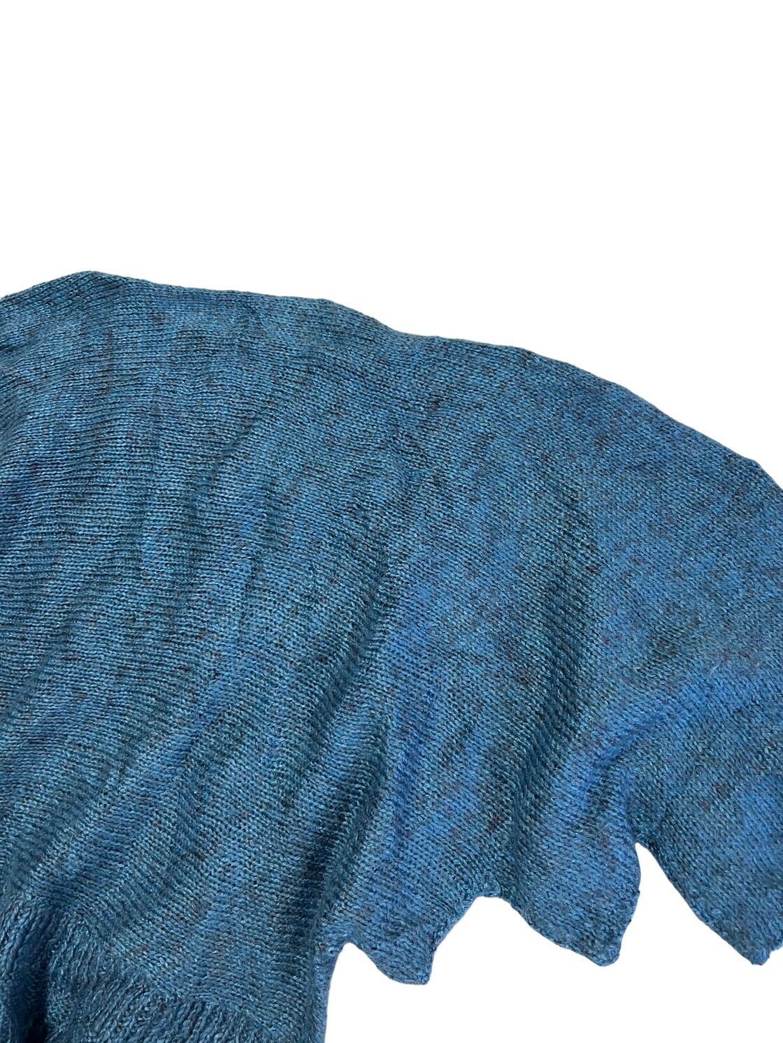 ISSEY MIYAKE - 【希少品】ISSEY MIYAKE ニットセーター レトロ 赤と白のジグザグ模様 希少品】ISSEY MIYAKE ニットセーター レトロ 赤と白のジグザグ模様
