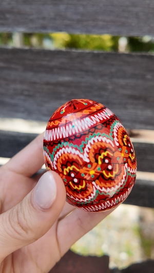装飾用木製プィサンカ（イースターエッグ）with stand　コロミヤモデル