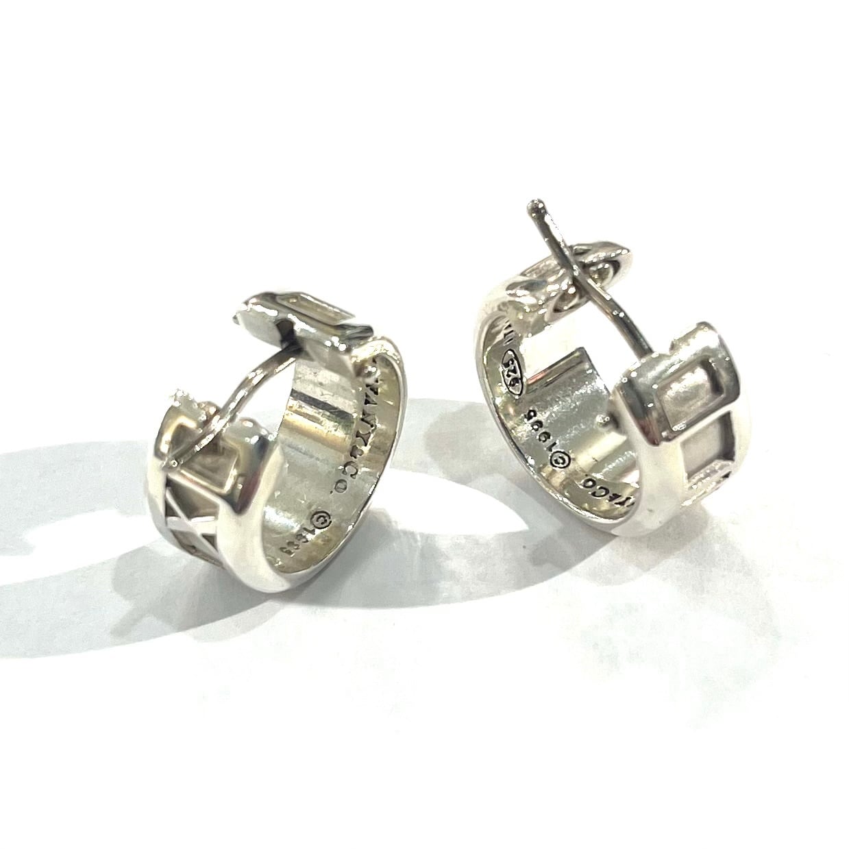 TIFFANY&CO.】2536アトラス フープピアス／シルバー925／幅0.5cm×直径
