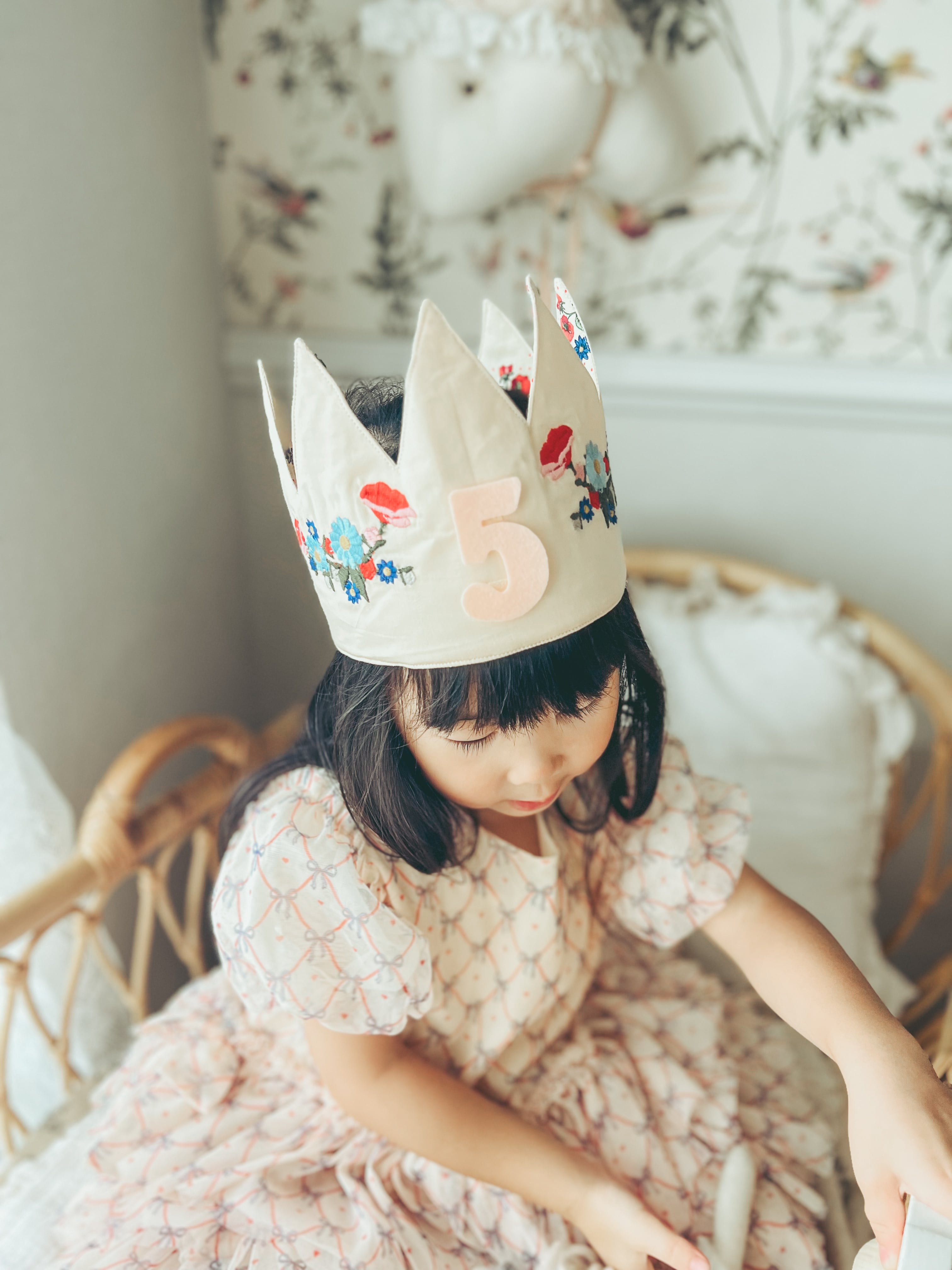 BIRTHDAY CROWN FLOWER【Konges Sloejd コンゲススロイド】バースデー