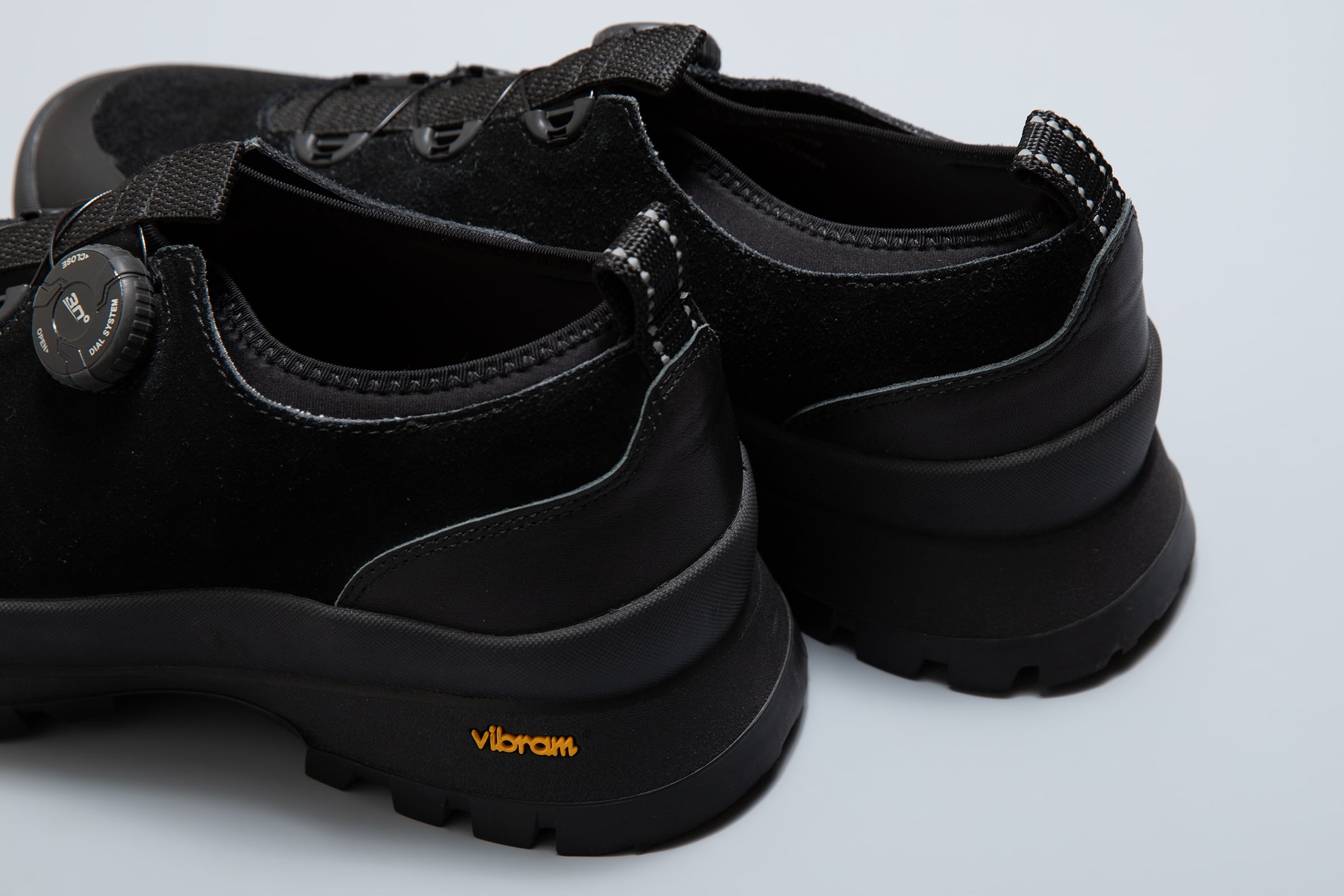 pg OLIVER | BLK | PLAYGROUND | スニーカーショップ