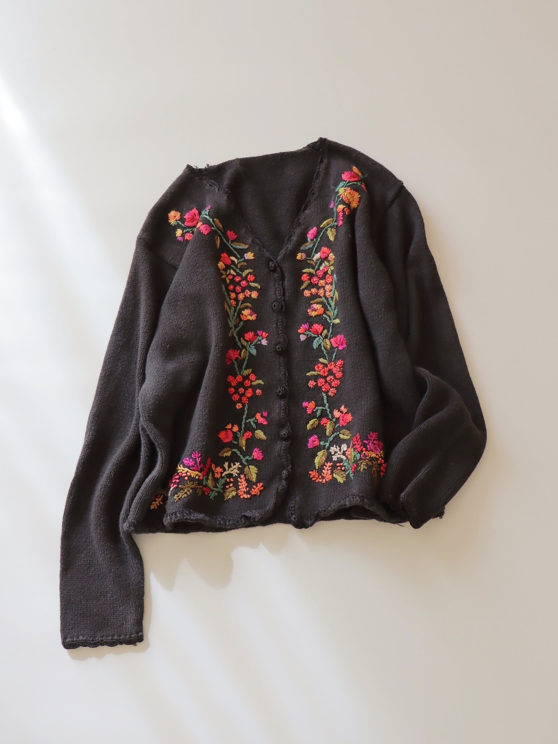 ●black color flower embroidery design cardigan