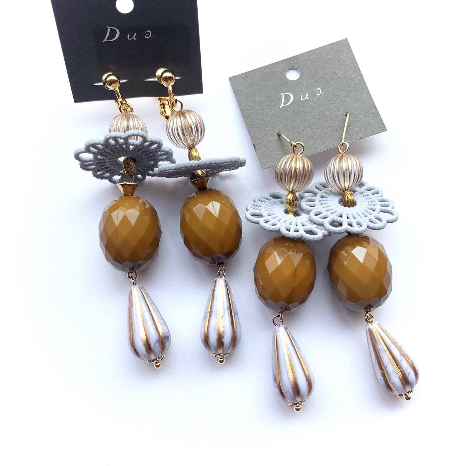 グレートーンなピエロの〈ピアス/イヤリング〉