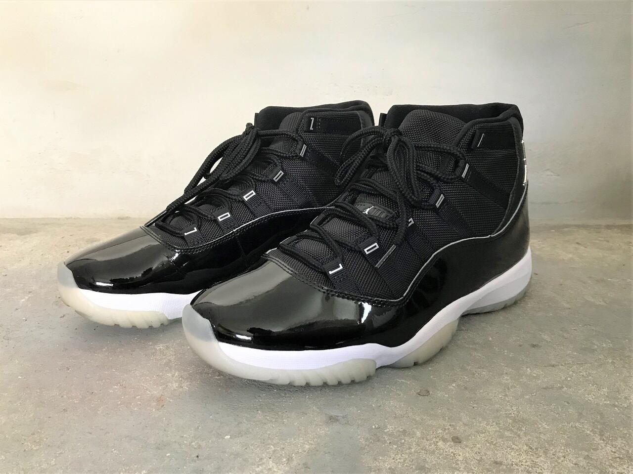 2020 NIKE AIR JORDAN 11 RETRO "JUBILEE" BLACK/WHITE-METALLIC SILVER-CLEAR
