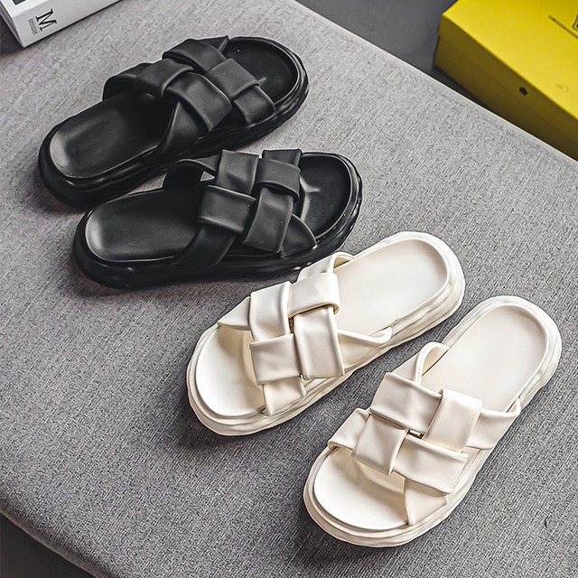 Urban Weave Comfort Sandals（アーバンウィーブ コンフォートサンダル）