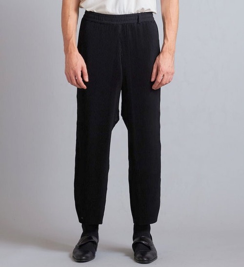 Easy Wide Pleats Pants　Black