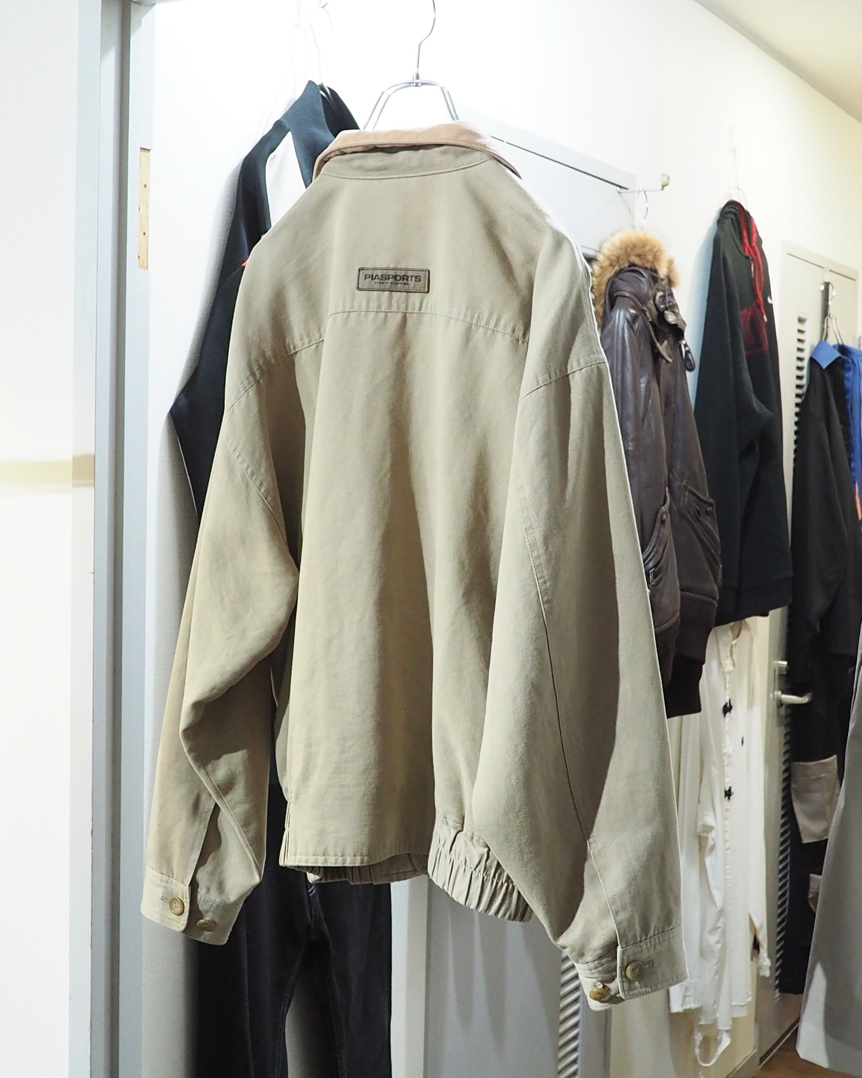 1990s " Looney Tunes - Sylvester the Cat " Embroidery vintage Drizzler jacket