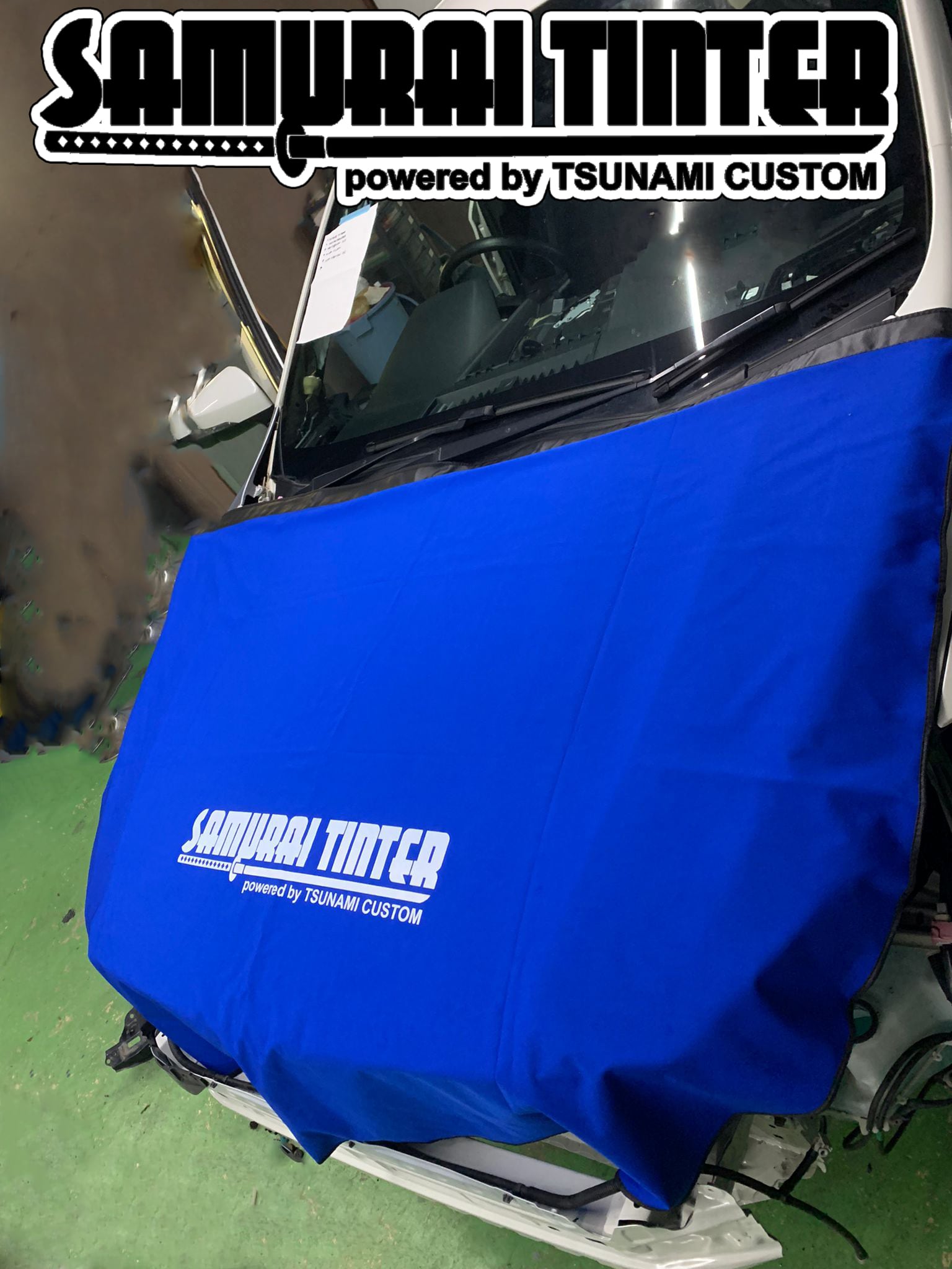 TSUNAMI CUSTOM