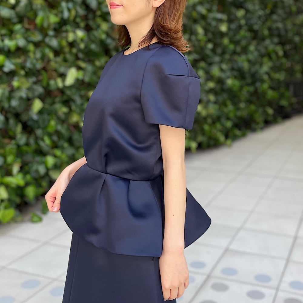 新品未着用！ボーダーズアットバルコニー SATIN PEPLUM TOP 36-