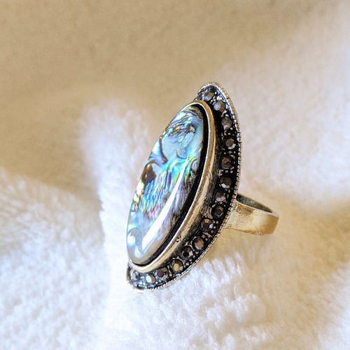 vintage ring "shell&hematite" ★クリーニング済