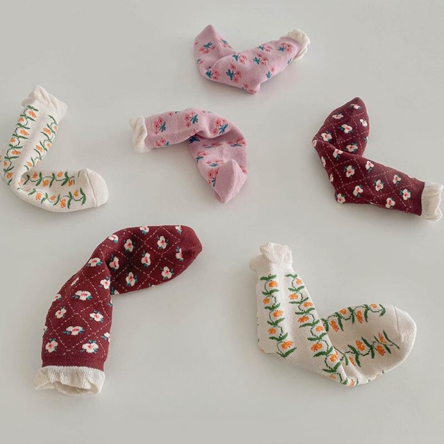 【即納】レトロ花柄靴下 3足セット 踵なしタイプ