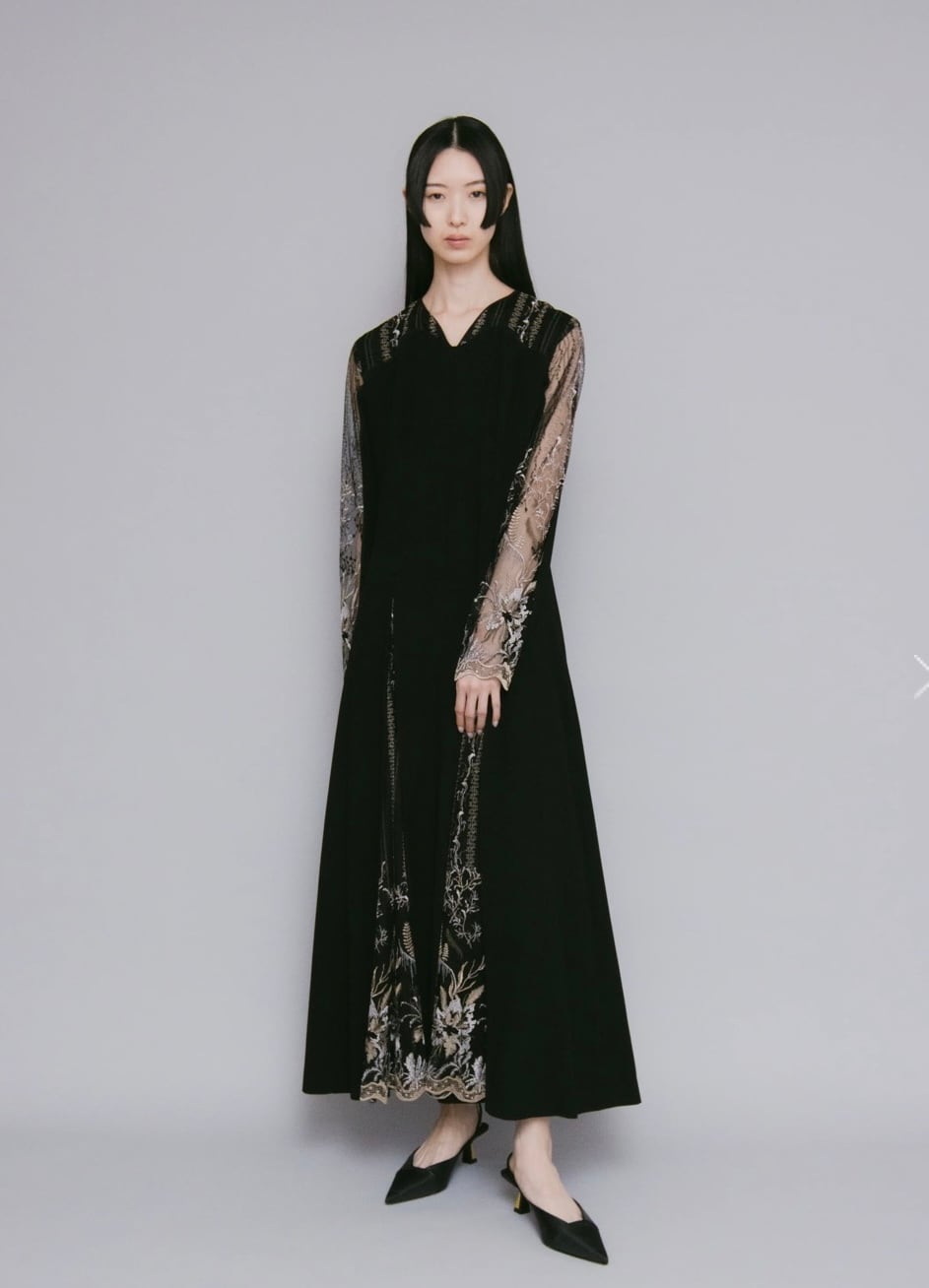 MURRAL petal lace dress | AAR MURRAL petal lace dress | AAR