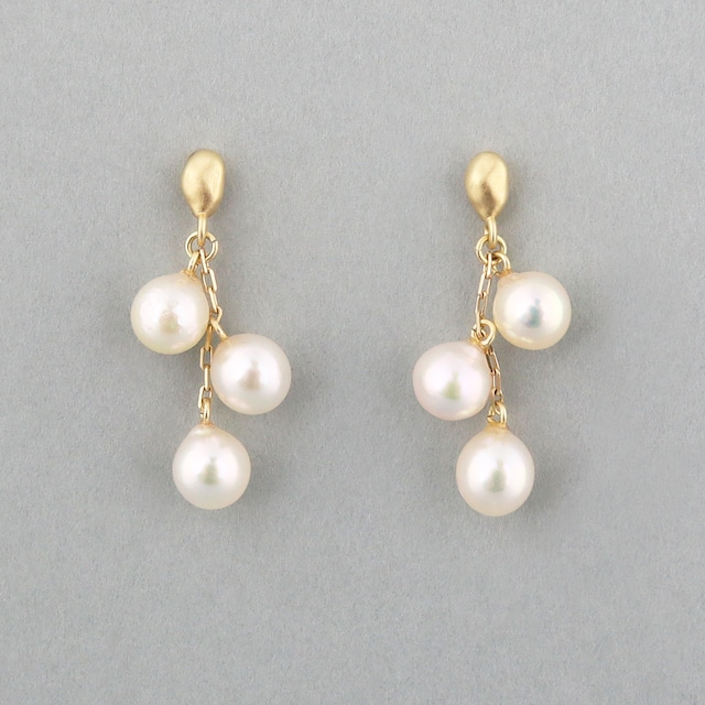 Akoya baroque pearl swing pierce