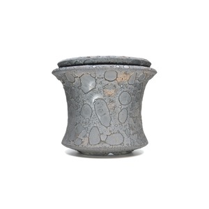 USG02 / Usagi ceramic laboratory -BMC pot-