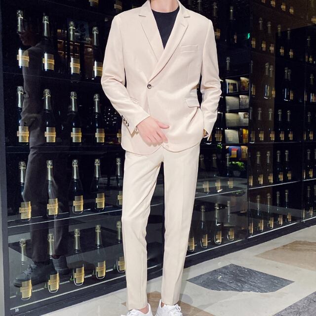 【予約販売】メンズ セットアップ スーツ 無地 シック シングルボタン スリム スタイリッシュ シンプル 韓国 男前 ブラック/ホワイト/クリーム/グレー ジャケット パンツ セット セットアップ ビジネス 通勤 フォーマル パーティ 二次会 同窓会 結婚式 韓国 こなれ感 トレンド 春 夏 大きいサイズ M/L/XL/2XL/3XL
