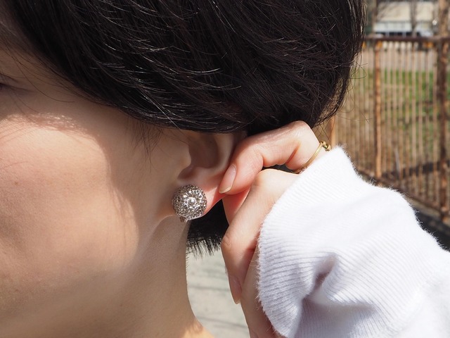 1980’s ~ 1990’s Vintage Monet earring