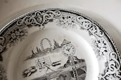 1860s Creil et Montereau Lebeuf Milliet et Cie 不可解ユートピア 謎のプレートa クレイユモントロー Rébus