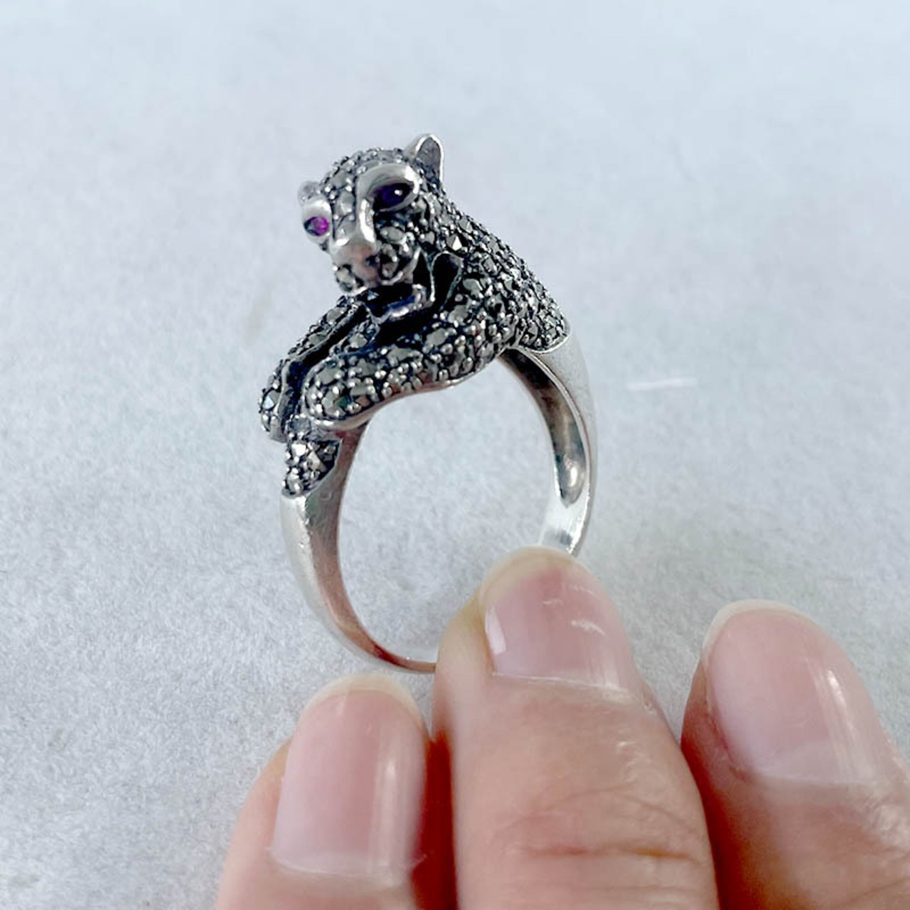 シルバーリング　豹パンサー　17号　赤い石　マーカサイト 19acd24-1