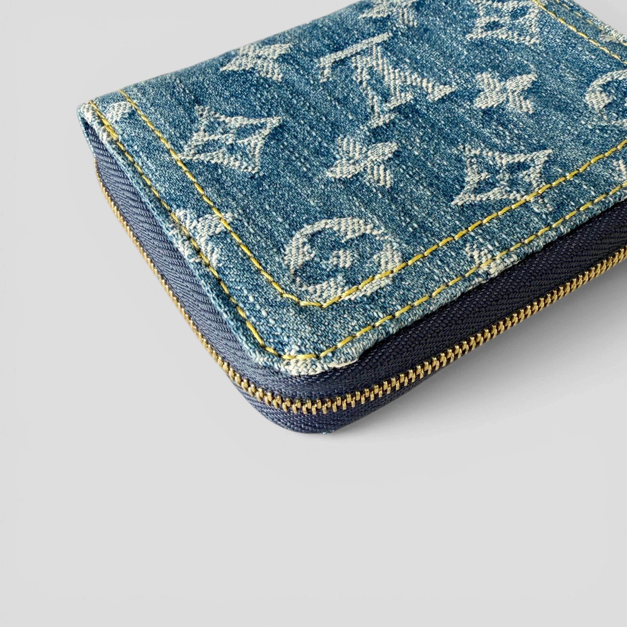 LOUIS VUITTON ルイヴィトン ジッピー コイン パース モノグラム