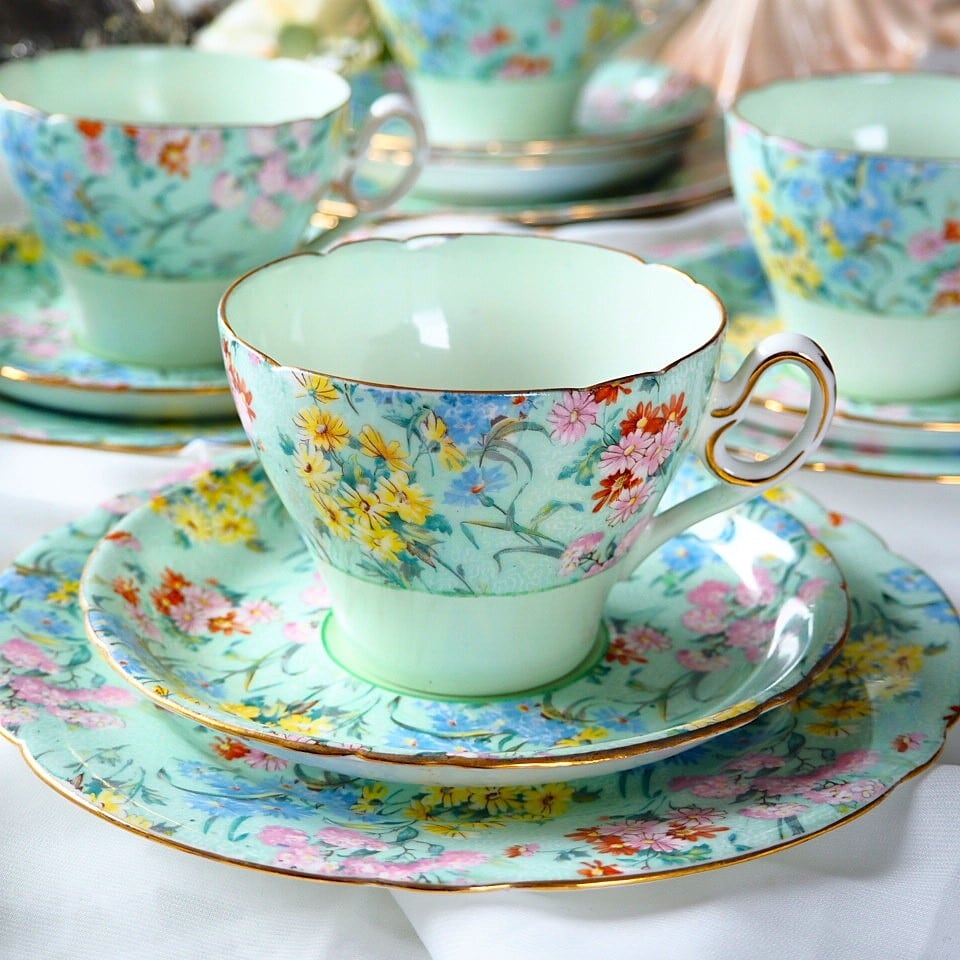 美品 英国シェリー メロディMelody トリオ1客 カップ＆ソーサー F6