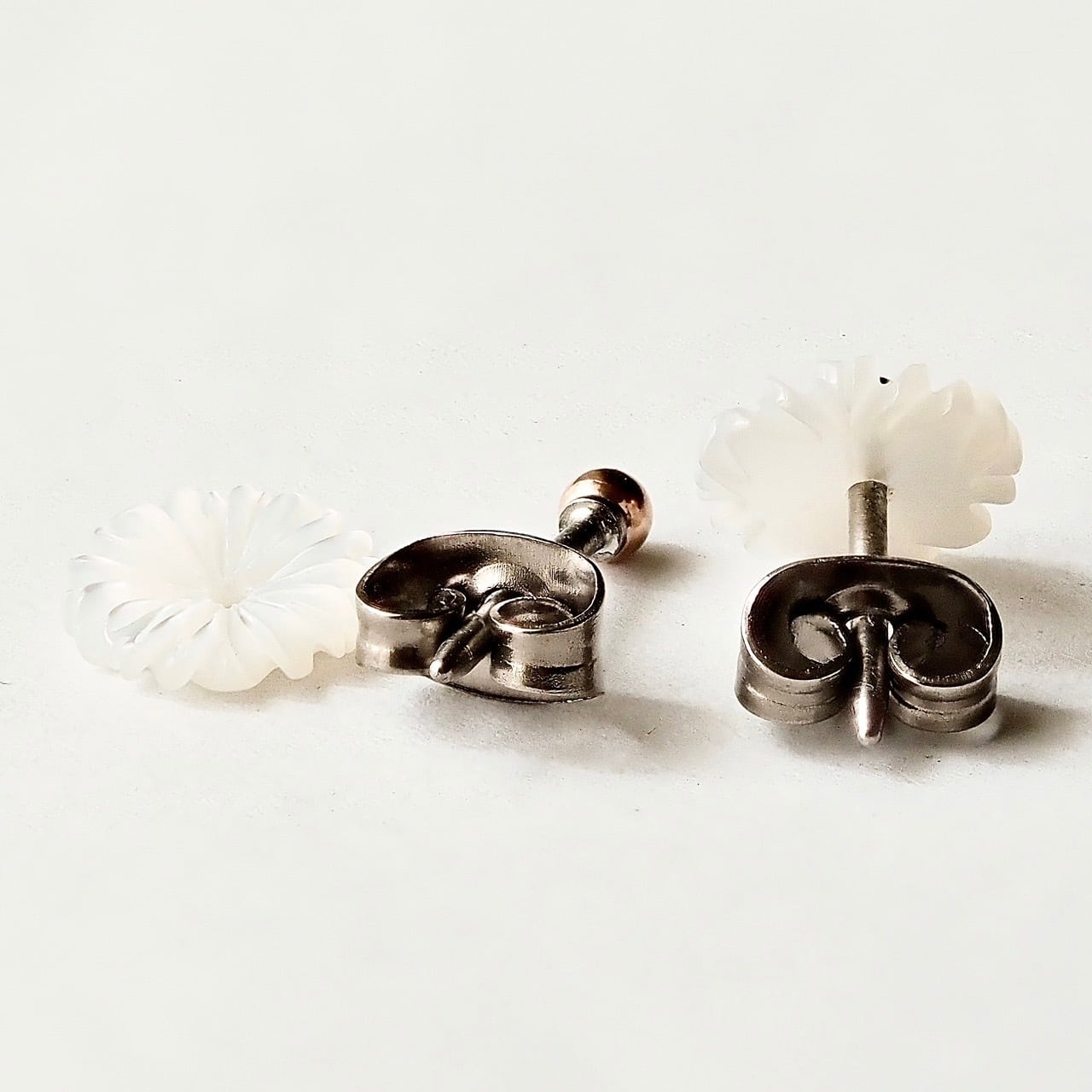 マーガレット ピアス 片耳 MIOHARUTAKA マーガレットピアス 片耳ピアス