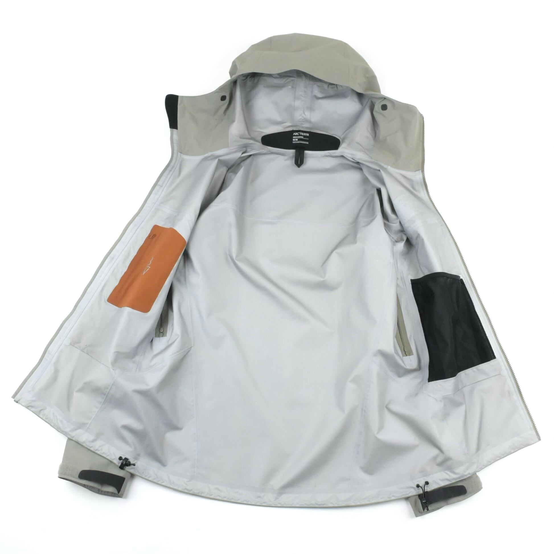 ARC'TERYX BETA SV JACKET ''Distortion'' | PLAIRE