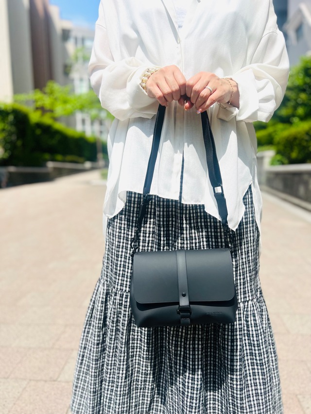 ガストンルーガ(GASTON LUGA) スプラッシュクロスボディバッグ(SPLÄSH CROSSBODY BAG)